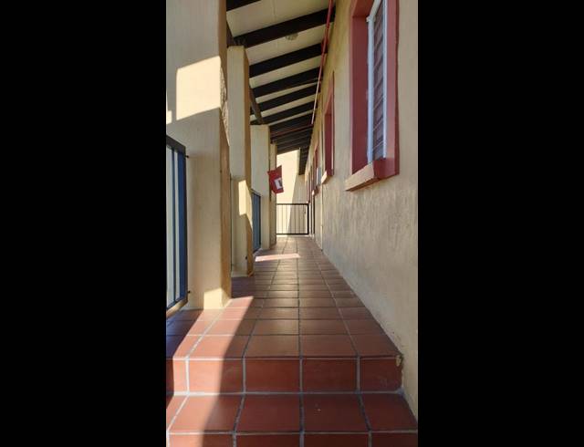 2 BEDROOM TOWNHOUSE FOR SALE IN SUNDOWNER